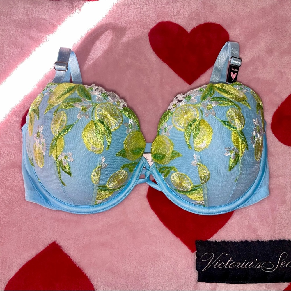 Victoria's Secret Blue Bra